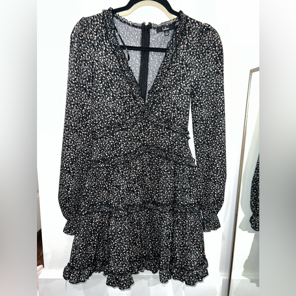 Lulu’s Black Floral Dress, Size XS‎